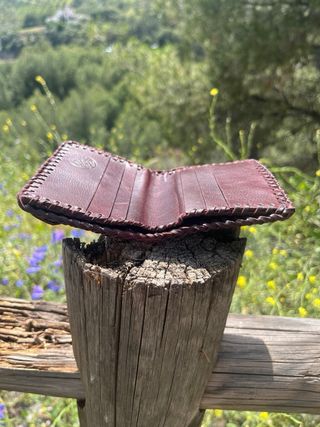 Cartera cuero artesana