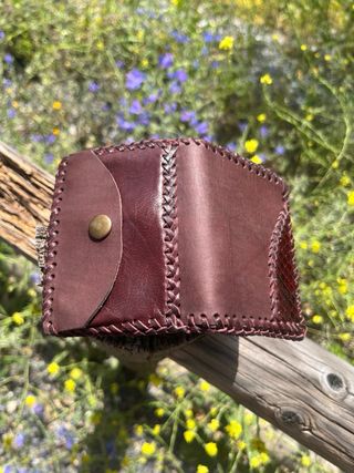 Cartera cuero artesana