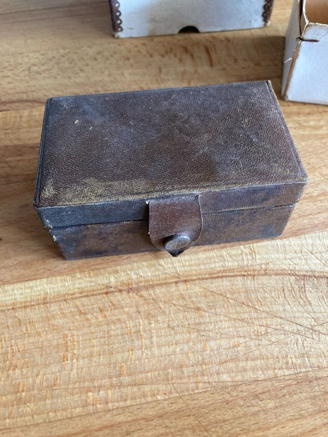 Maquinilla afeitar antigua + estuche