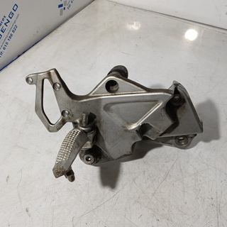 Estribera derecha BMW F800R 2010