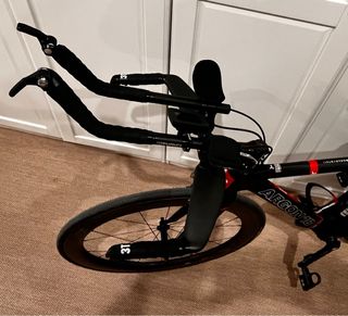 Bicicleta triatlón contrarrelog cabra ARGON18 E112