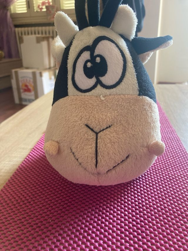 Peluche mucca simpatica