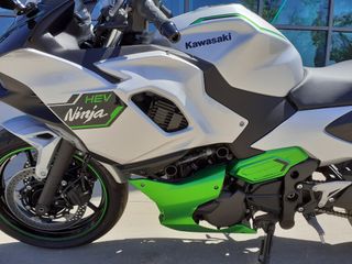 KAWASAKI NINJA 7 HYBRID