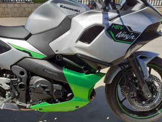 KAWASAKI NINJA 7 HYBRID