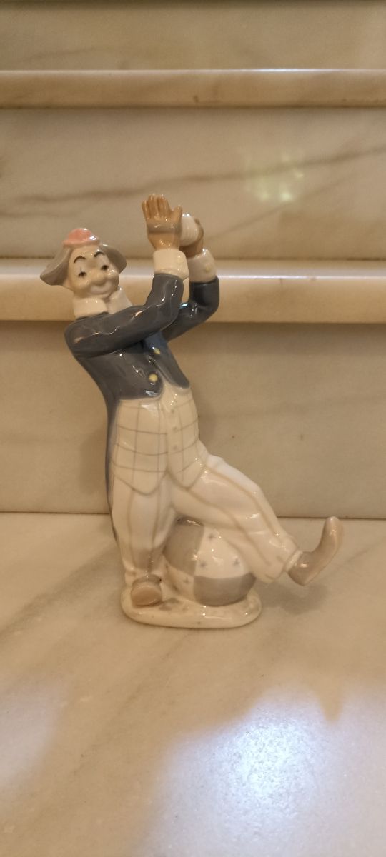 4 figuras porcelana payasos de la marca Rex