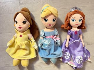 Muñecas Disney bebé: Bella, Cenicienta, Sofía