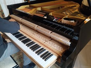 Impresionante Piano Cola Yamaha G2