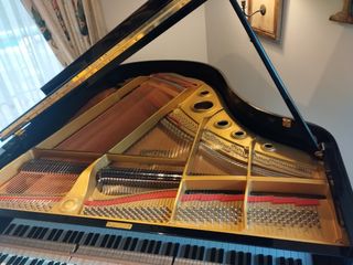 Impresionante Piano Cola Yamaha G2