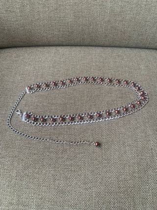 Cinturón metalizado marrón y plata