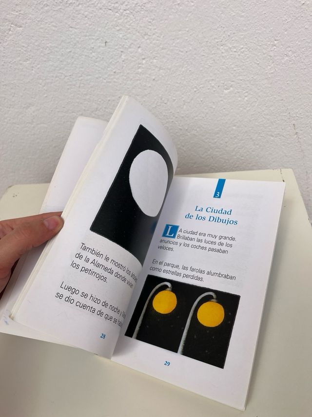 Un gigante en el bolsillo (Alta Mar: Cuentos / ...