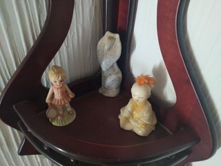 figuritas y cuadro