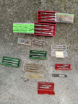 Juego de machos de roscar 12x175 HSS