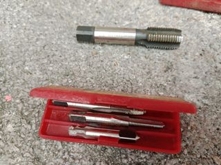 Juego de machos de roscar 12x175 HSS