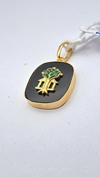 COLGANTE ORO 18K ONIX