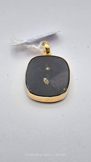 COLGANTE ORO 18K ONIX