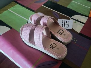 Sandalias plataforma Carolina Herrera rosa nº38