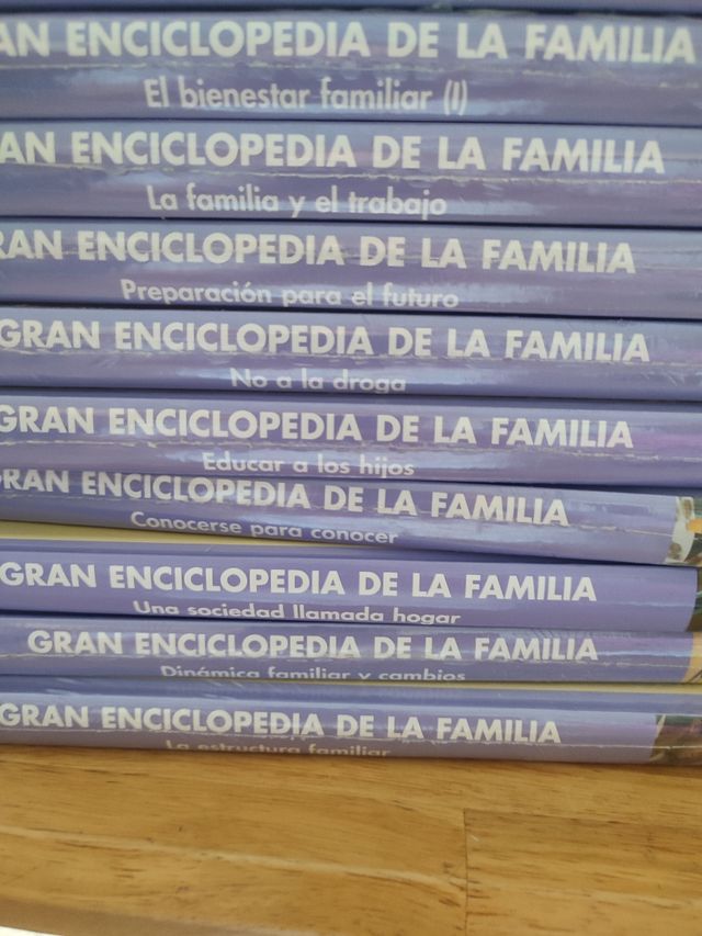 Enciclopedia familiar 10 libros
