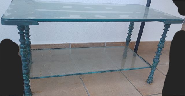 Mesa hierro y cristal