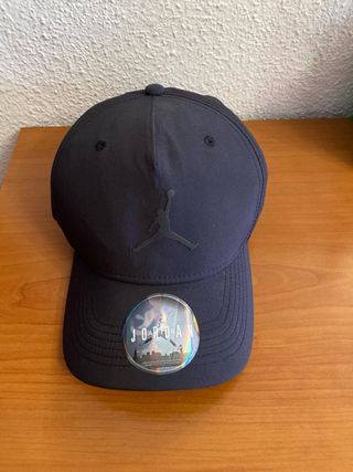 Gorra Jordan negra