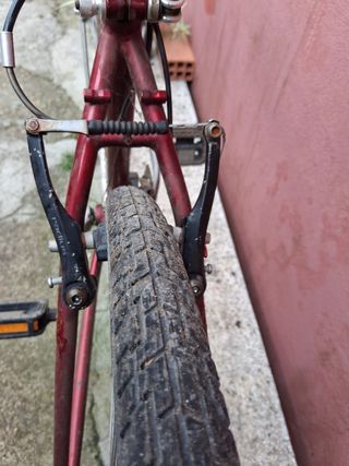 Bicicleta montaña vintage atak  de rueda de 700x35