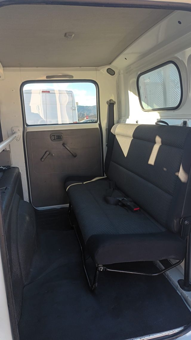 NISSAN NT400 2018 DOBLE CABINA BASCULANTE