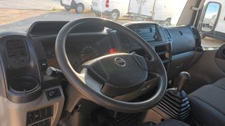 NISSAN NT400 2018 DOBLE CABINA BASCULANTE 