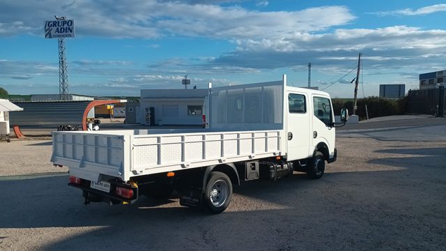 NISSAN NT400 2018 DOBLE CABINA BASCULANTE