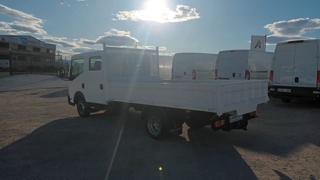 NISSAN NT400 2018 DOBLE CABINA BASCULANTE