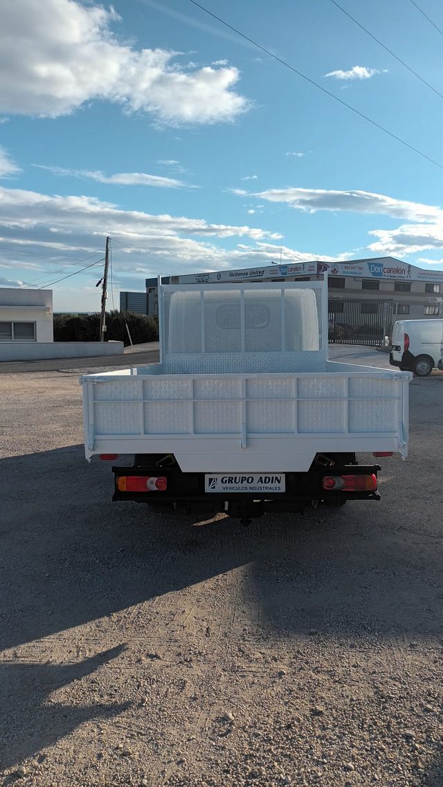 NISSAN NT400 2018 DOBLE CABINA BASCULANTE