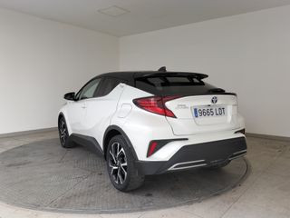 TOYOTA C-HR 180H ADVANCE LUXURY