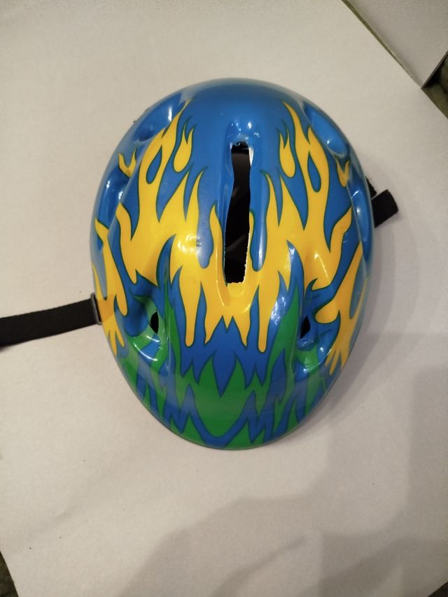Casco bici bimbo fiamme