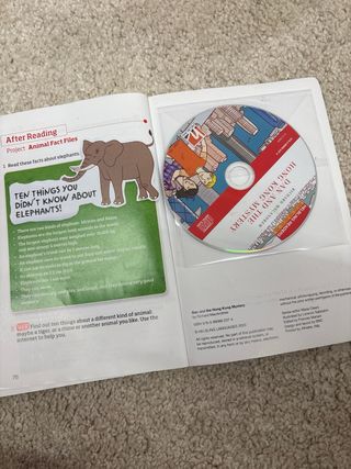 READERS RED 3 DAN AND THE HONG KONG MISTERY NE.CD