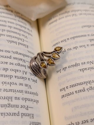 Anillo zafiros naturales