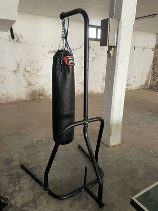 Saco boxeo Outshock 1200+soporte+guantes y vendas