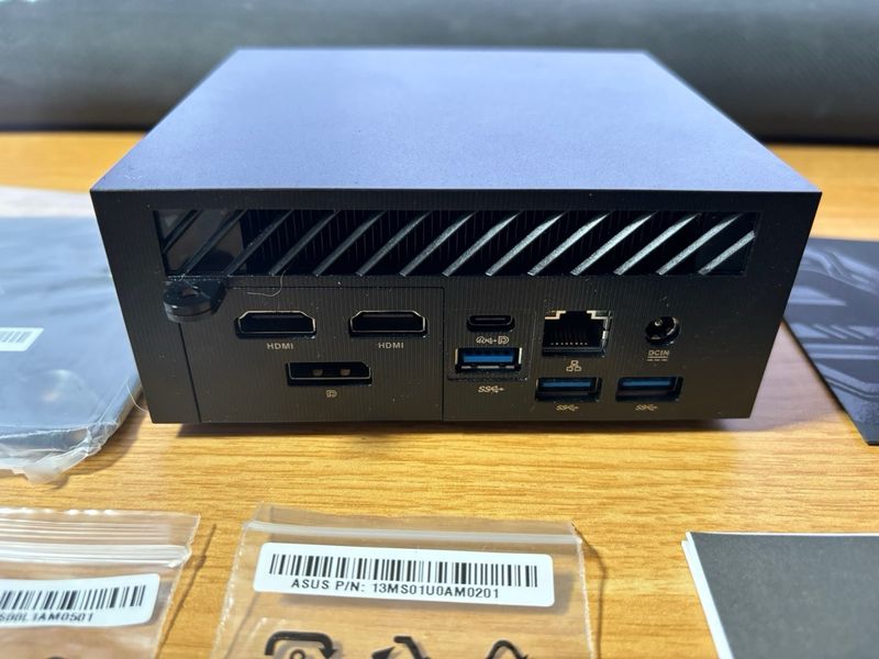 Mini PC con Ryzen 9 6900HX, 680M, 32Gb DDR5, 1Tb afbeelding 2