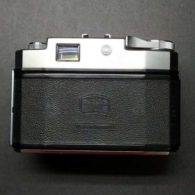 Macchina fotografica Contina Zeiss Ikon obiettivo