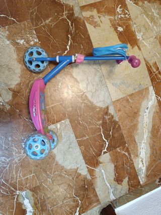 Patinete Peppa Pig infantil, 3 ruedas.