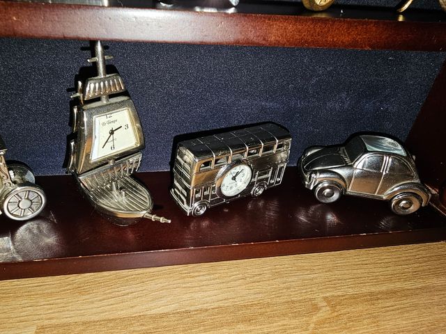 Coleccion de relojes en miniatura "LE TEMPS"