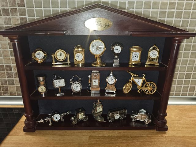 Coleccion de relojes en miniatura "LE TEMPS"