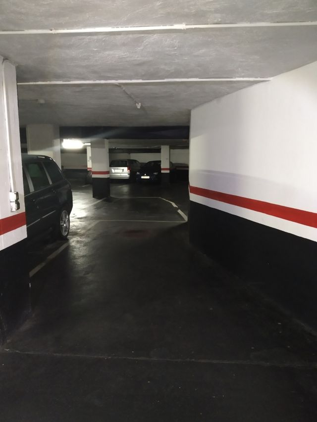 Garaje en alquiler Deusto