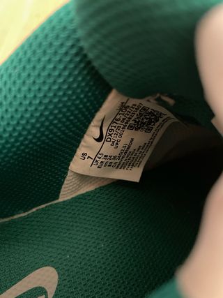 Nike verde y blanco