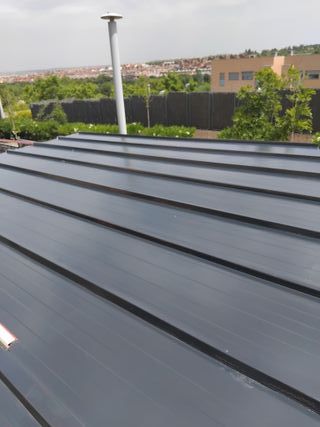 FABRICACION E INSTALACIÓN DE PANEL SANDWICH, ESTRU