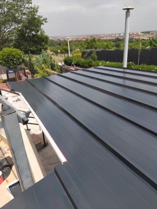 FABRICACION E INSTALACIÓN DE PANEL SANDWICH, ESTRU