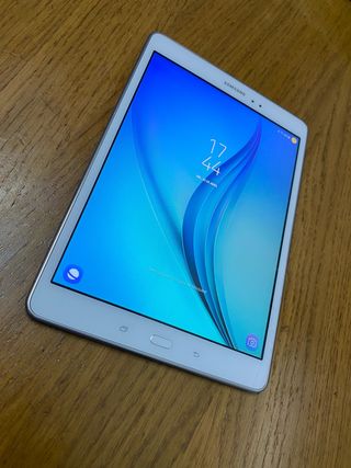 Tablet Samsung Galaxy Tab A 550 de 16 GB 