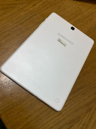 Tablet Samsung Galaxy Tab A 550 de 16 GB 