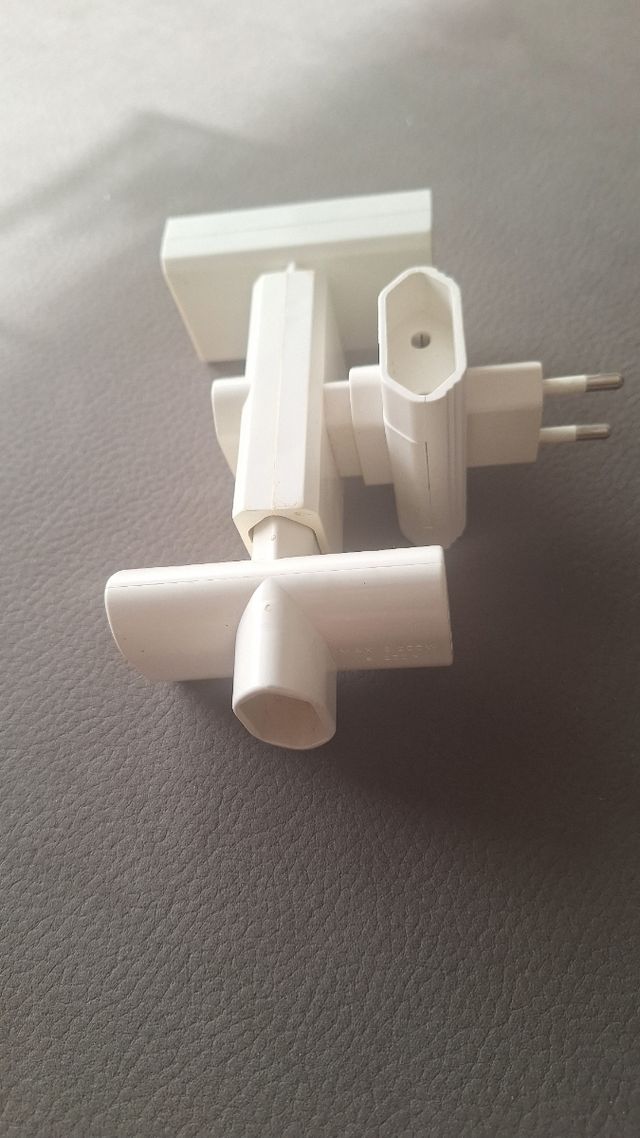 4 Adaptadores Enchufes Europeos