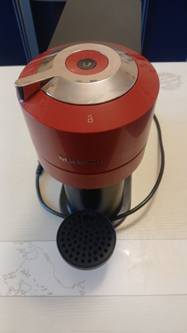 Cafetera Nespresso Vertuo Next