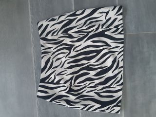 Minifalda cebra Bershka