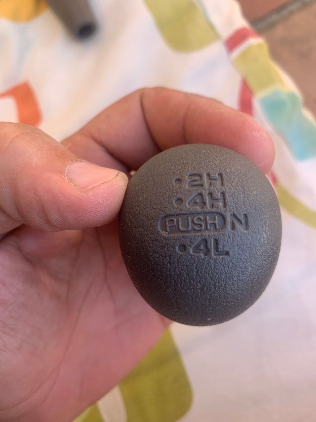 juego pomos originales Nissan Terrano 4x4