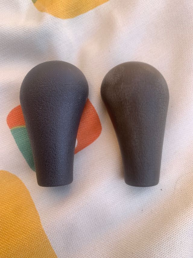 juego pomos originales Nissan Terrano 4x4